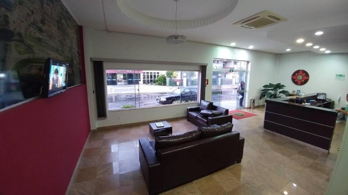 Apartamentos Com Piscinas Em Caldas Novas Habitación foto